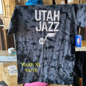 Official NBA UtahJAZZ youth Tshirt size XL 14/16